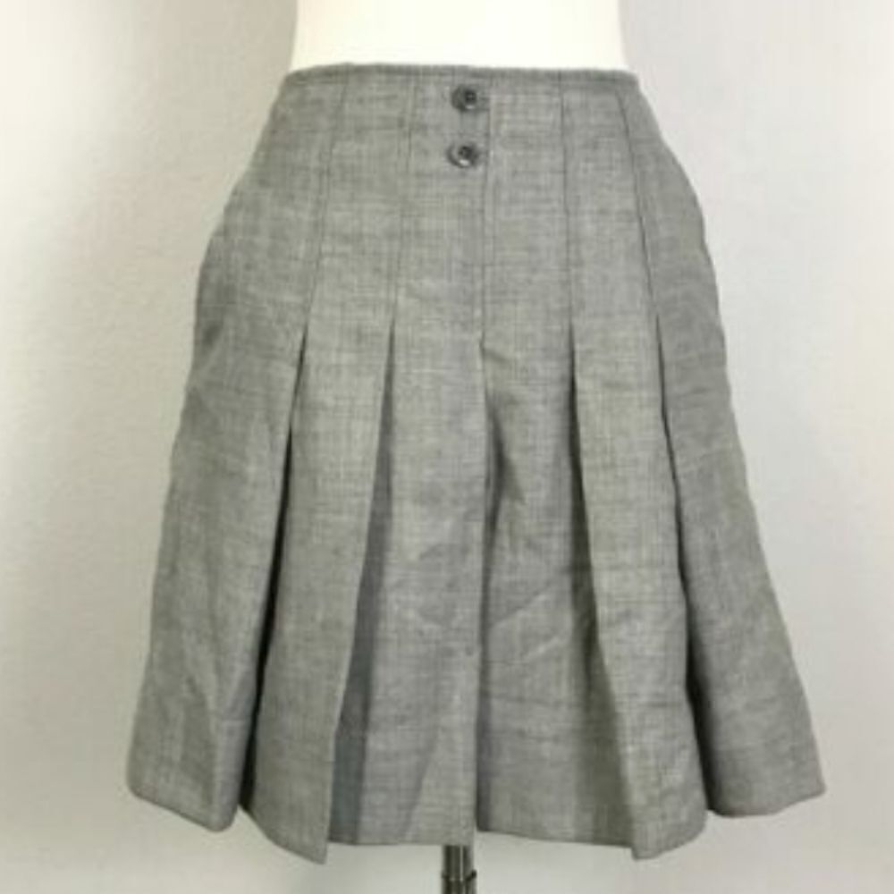 Elevenses Gray Pleated Skirt